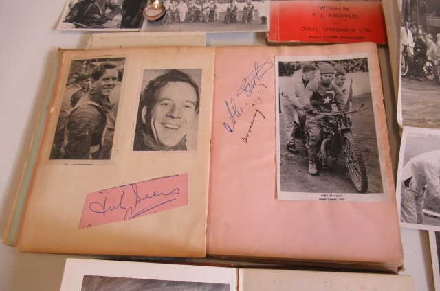 A COLLECTION OF SPEEDWAY AUTOGRAPHS & EPHEMERA Image