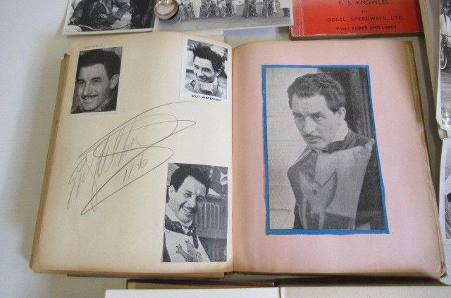 A COLLECTION OF SPEEDWAY AUTOGRAPHS & EPHEMERA Image