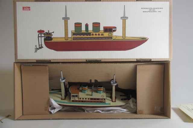 A Paya (Joyo) boat Ref 629 with clockwork outboard motor Image