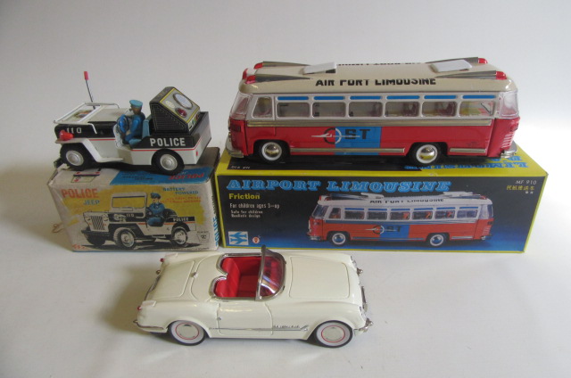 Ichiko Japan Bump and Go Police Jeep Image