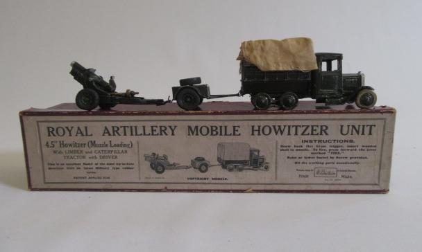 Britains Royal Artillery Mobile Howitzer Unit and Driver Image