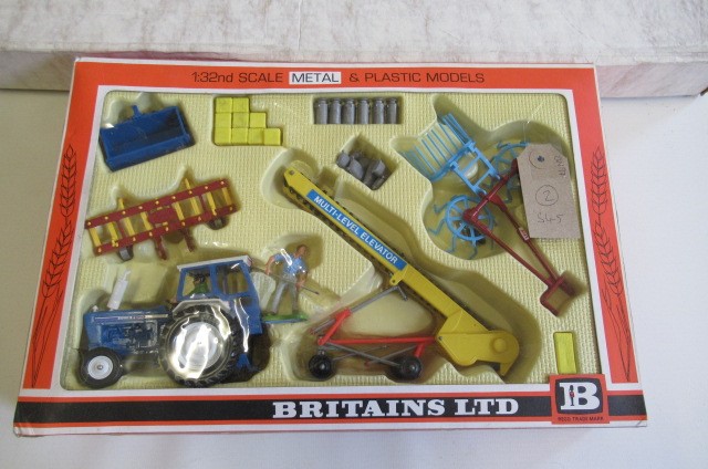 A Britains 4711 model farmyard Image