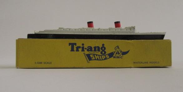 A Triang Minic Ships Model of R.M.S. Queen Elizabeth Image