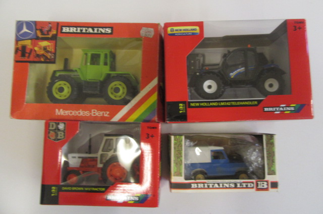 Britains farm vehicles comprising New Holland Tele Handler Image
