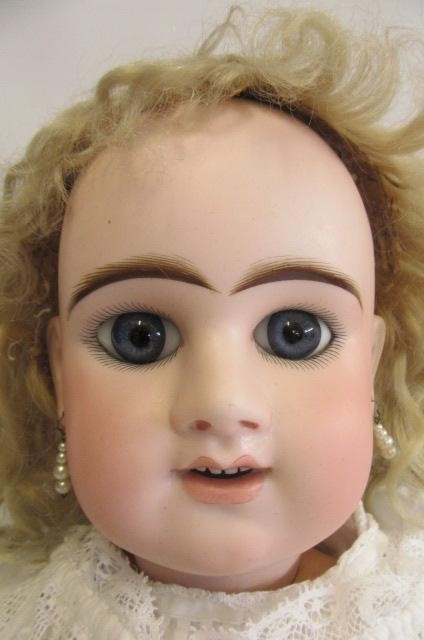A French bisque socket head doll by E. Denamur Image