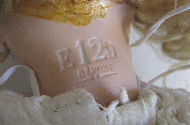 A French bisque socket head doll by E. Denamur Image