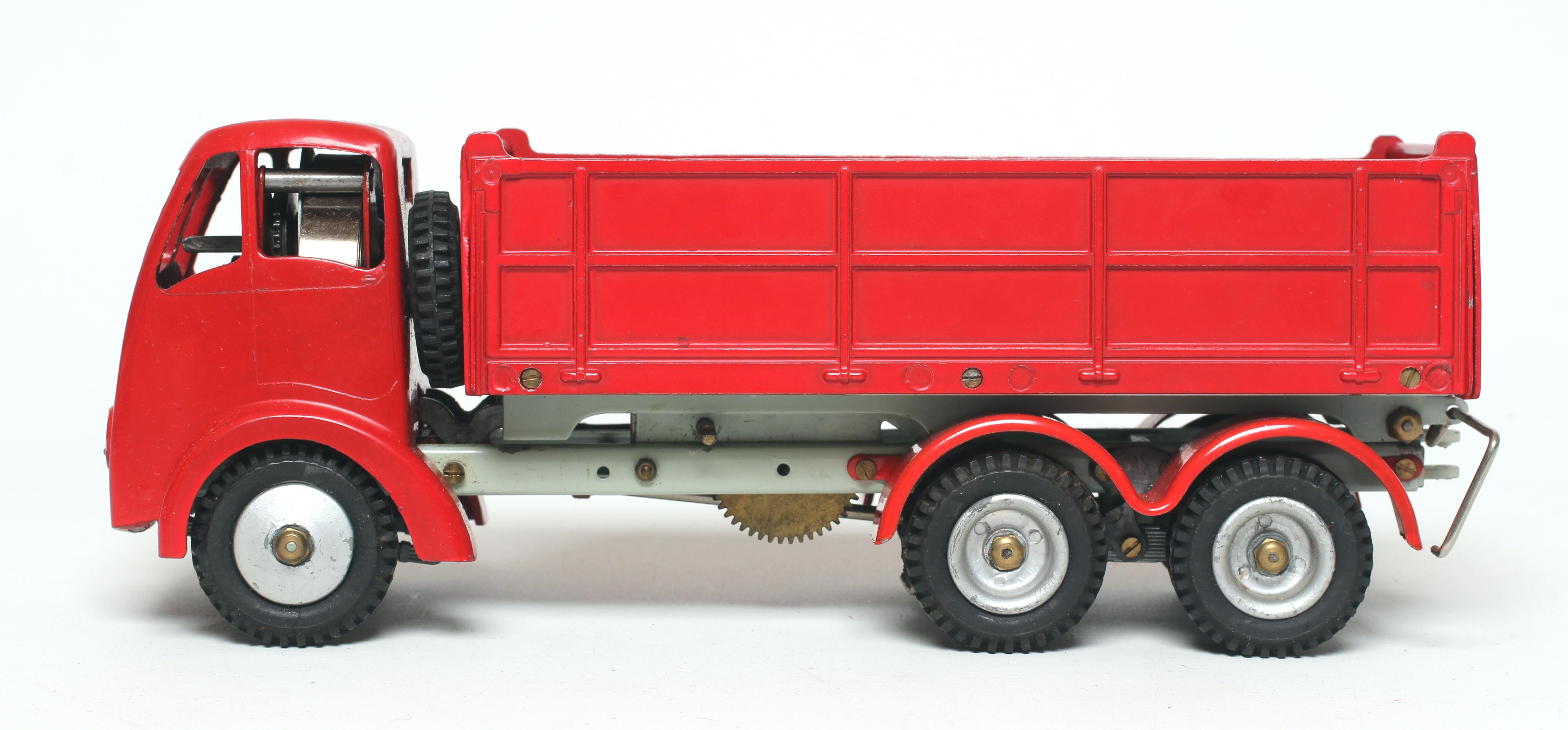 Shackleton Models FG6 Tipper with clockwork motor Image