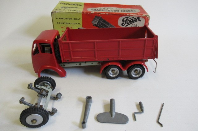 Shackleton Models FG6 Tipper with clockwork motor Image