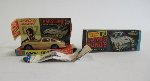 Corgi James Bond's Aston Martin DB5 Image