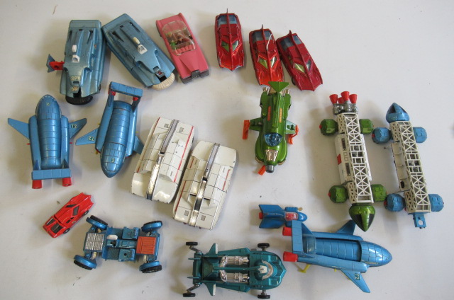 Dinky TV21 vehicles including Spectrum Pursuit vehicles Image