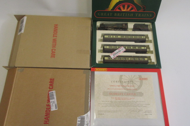 Hornby King Charles II Train Pack and Sudeley Castle Train Pack Image
