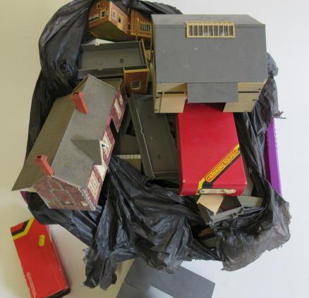 Playworn trackside buildings by Hornby Image