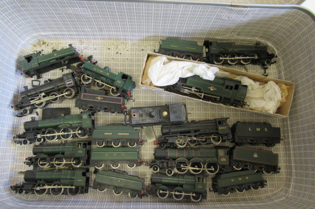 A large quantity of playworn mostly G.W.R. locomotives Image