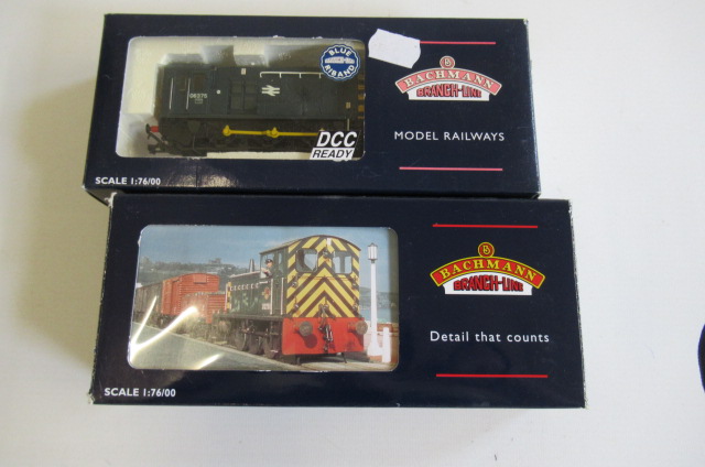 Bachmann B.R. Class 04 diesel and B.R. blue Class 08 diesel Image