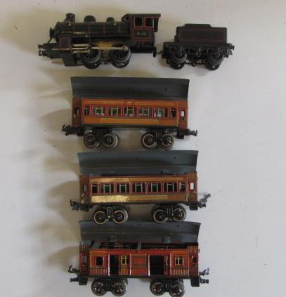 Bing electric 0-4-0 locomotive and tender finished in black Image