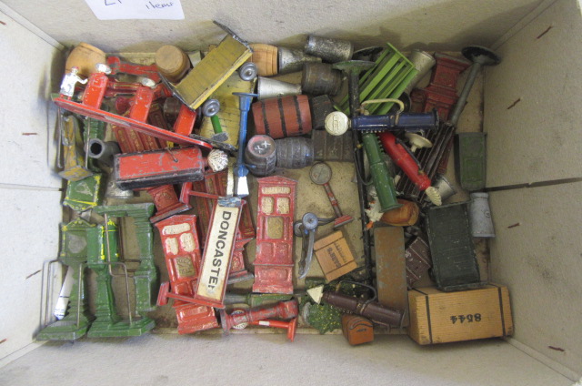 A Lead station and Scenic accessories including vending machines Image