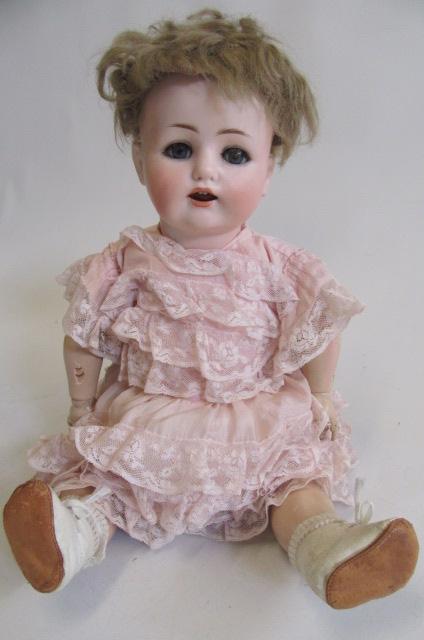A Max Handwerck Bebe Elite bisque socket head doll Image