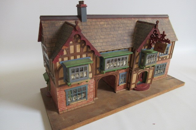 A "Georgian" dolls house by Hobbies Image