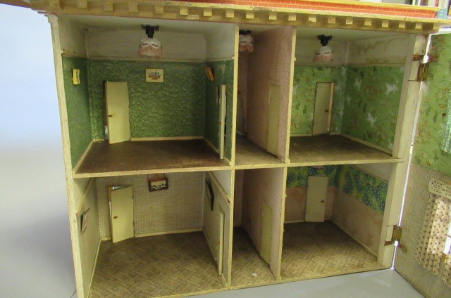 A "Georgian" dolls house by Hobbies Image