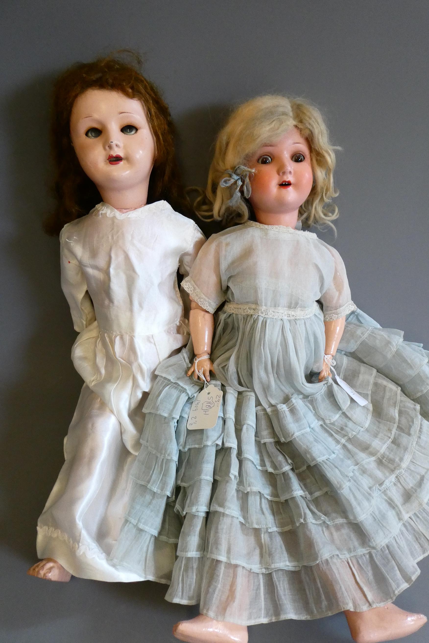 Two socket head dolls Image