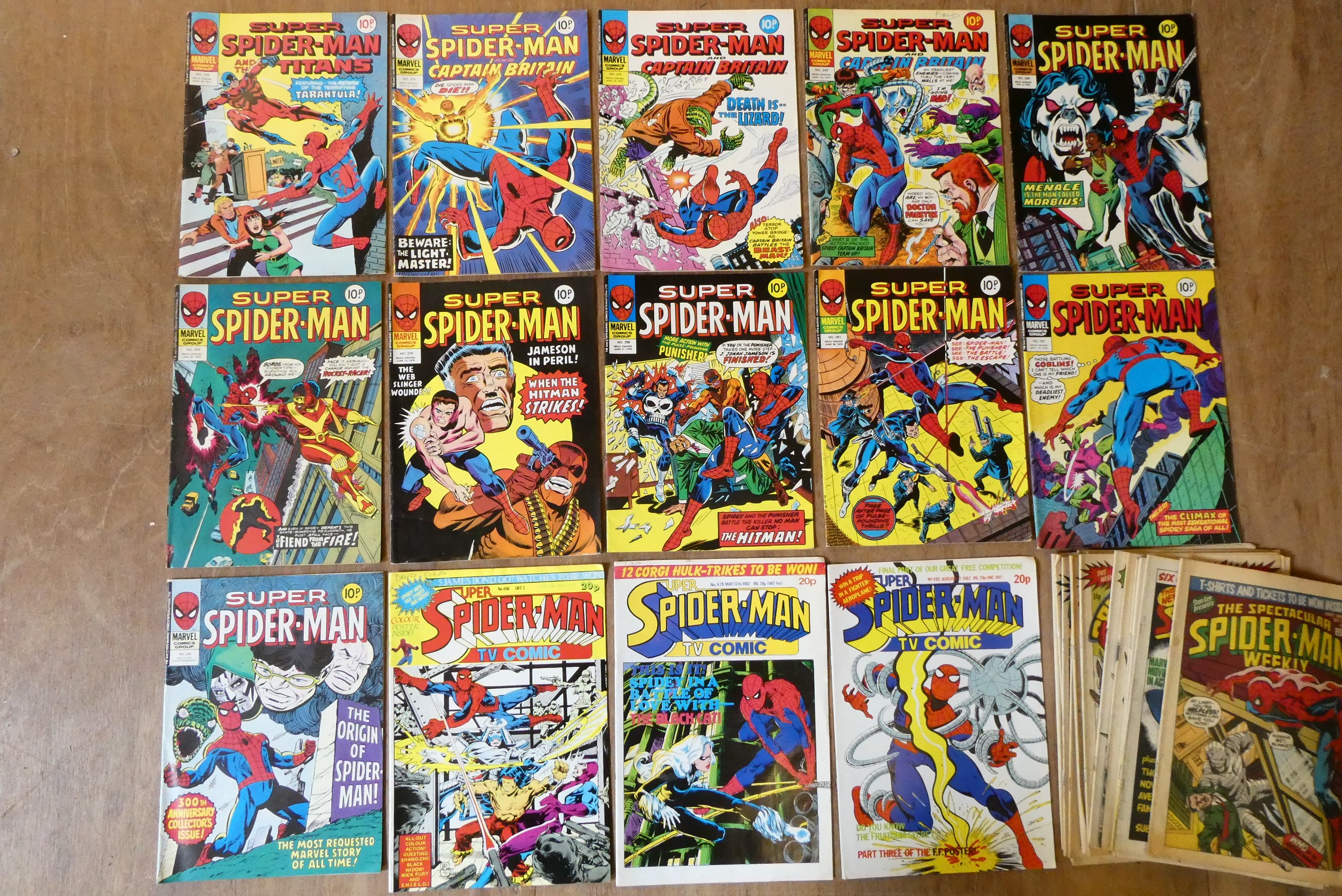 A collection of Spiderman Marvel comics Image