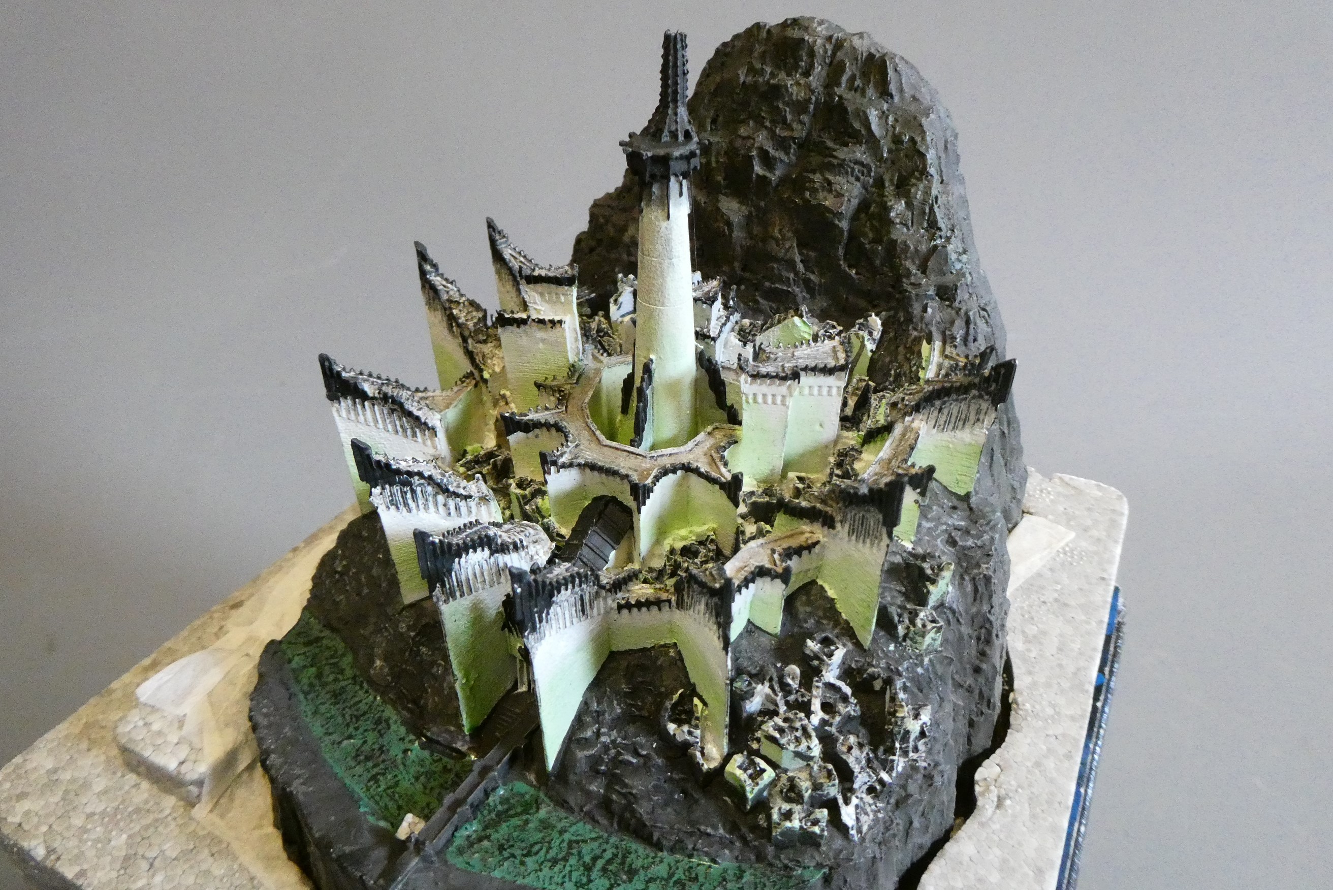 Boxed Lord Of The Rings Minas Morgul, The Return of the King, Sideshow Weta Collectables, good (Est. Image