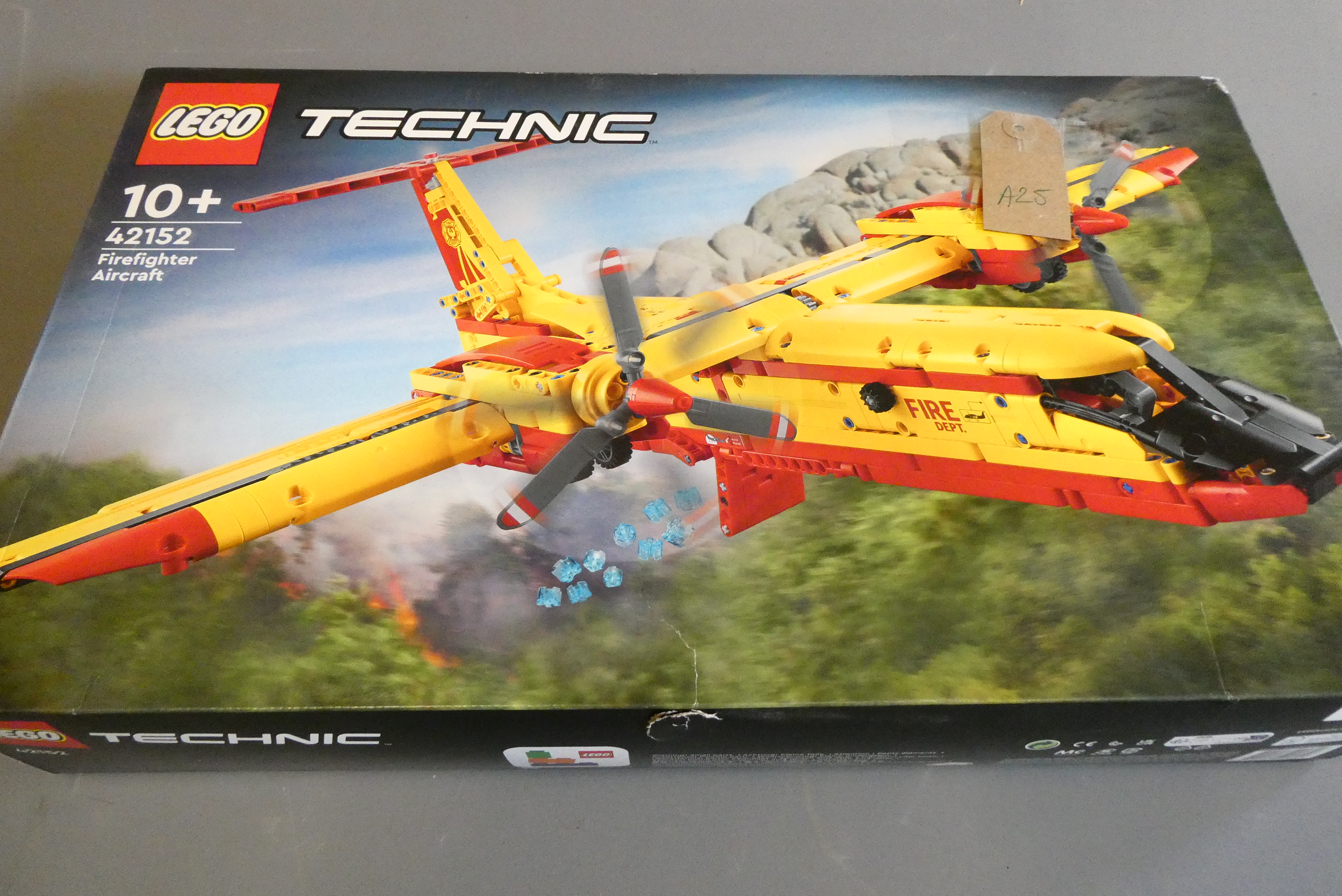 Lego 42152 Firefighter Aircraft, boxed, unopened (Est. plus 24% premium inc. VAT) Image