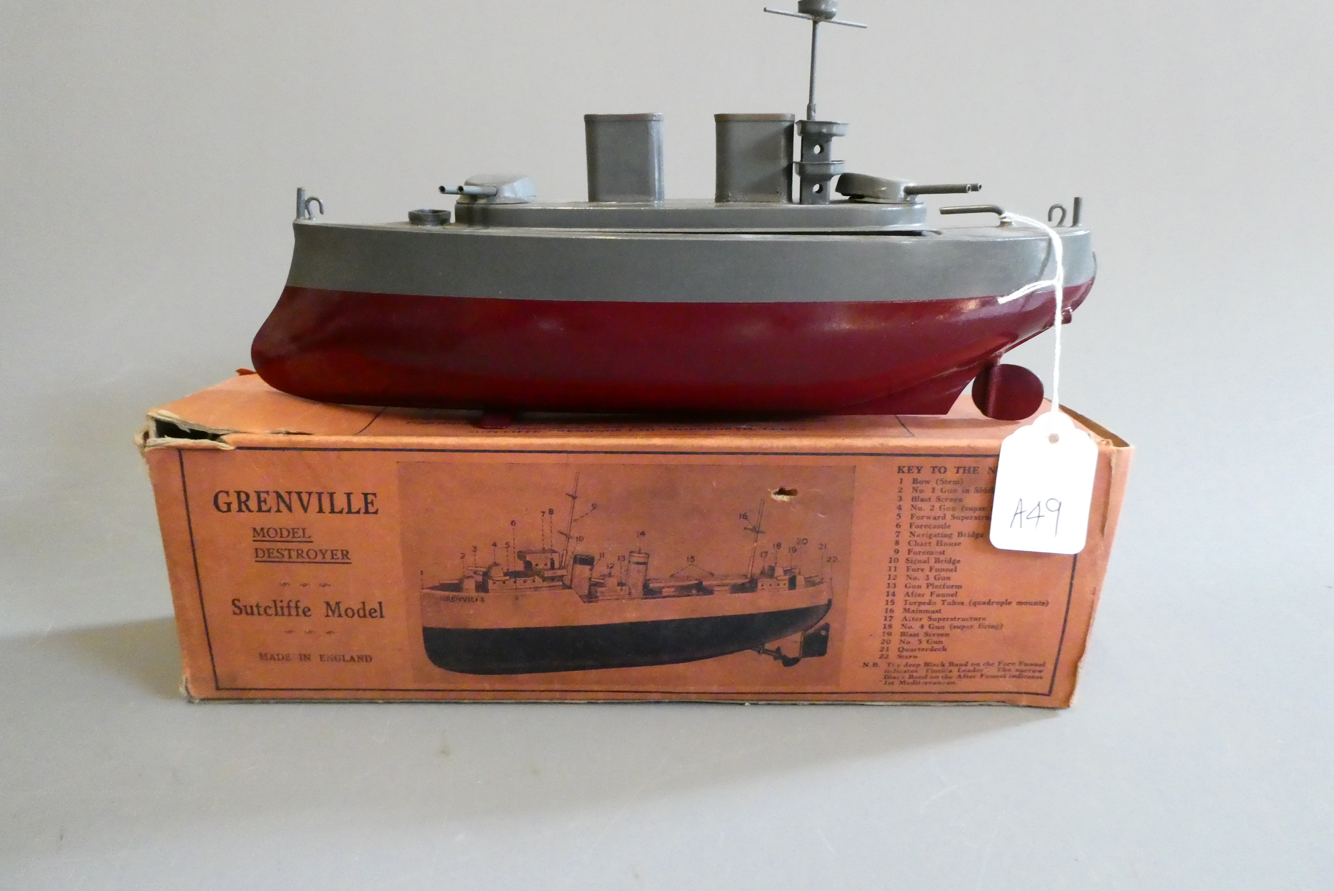 Sutcliffe model 12" Hot Air Destroyer Valiant in Grenville box. Model has been repainted, box good Image