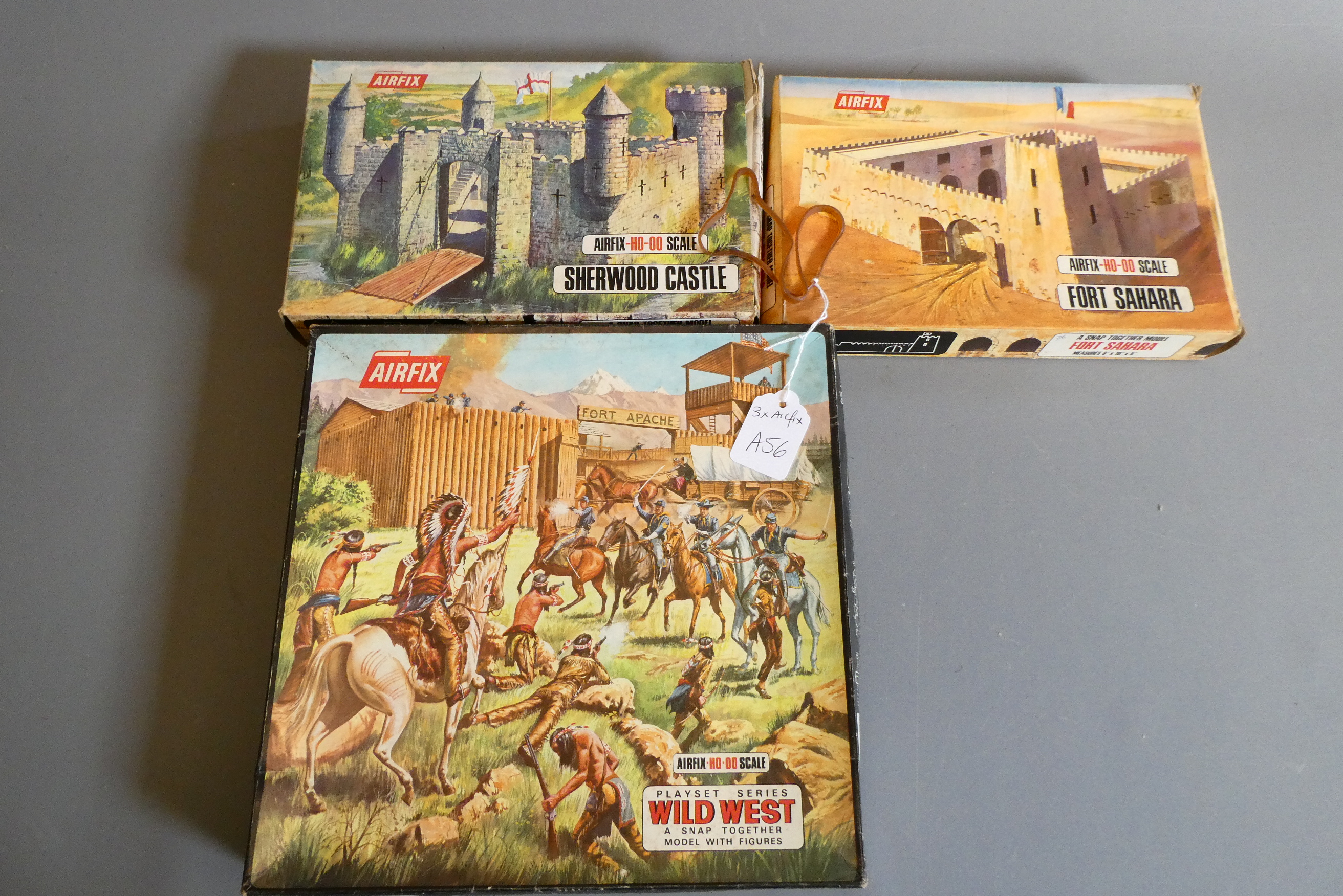 Airfix Play Set Wild West in used condition with figures Image