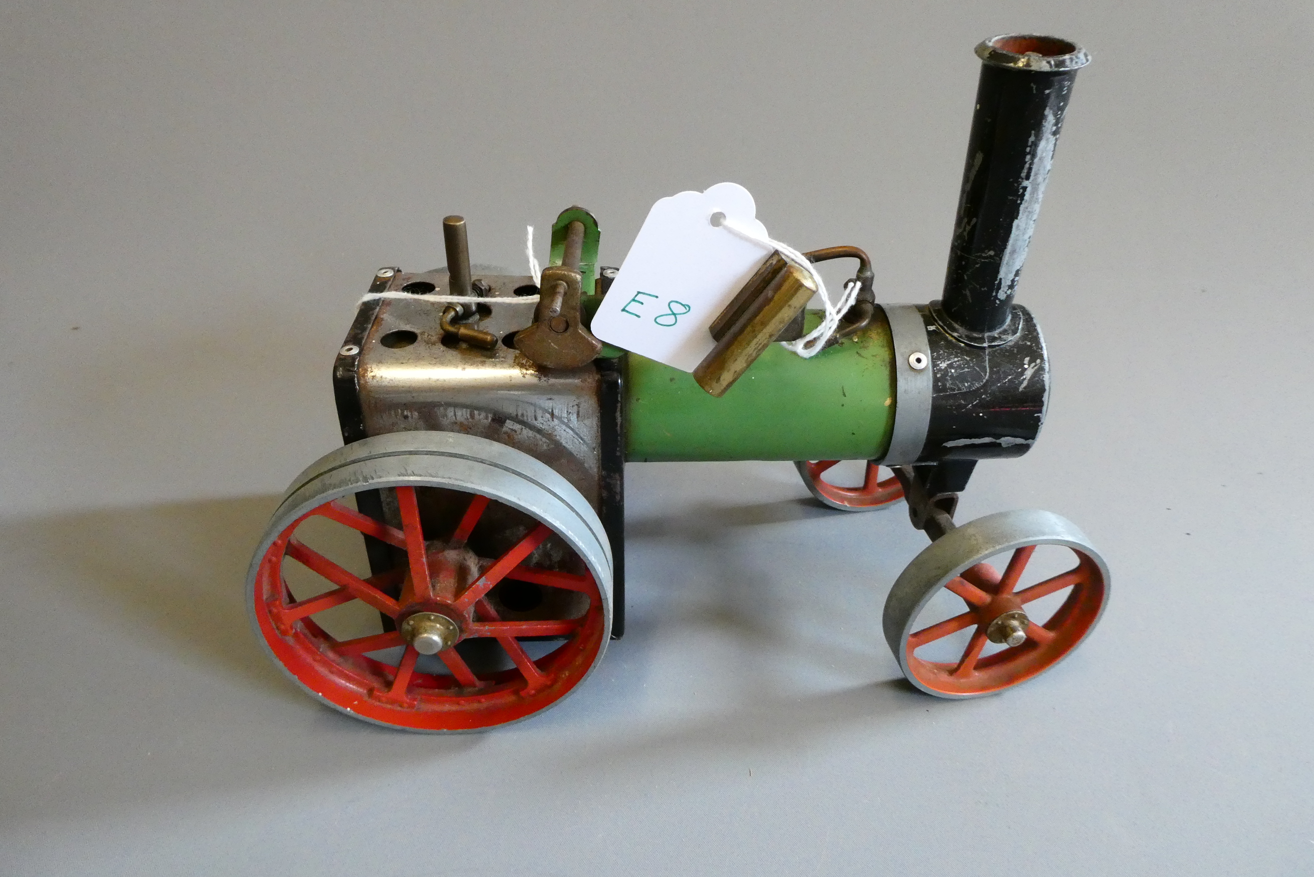 Playworn Mamod TE1 traction engine, many parts missing, model may be useful for spare parts, poor Image