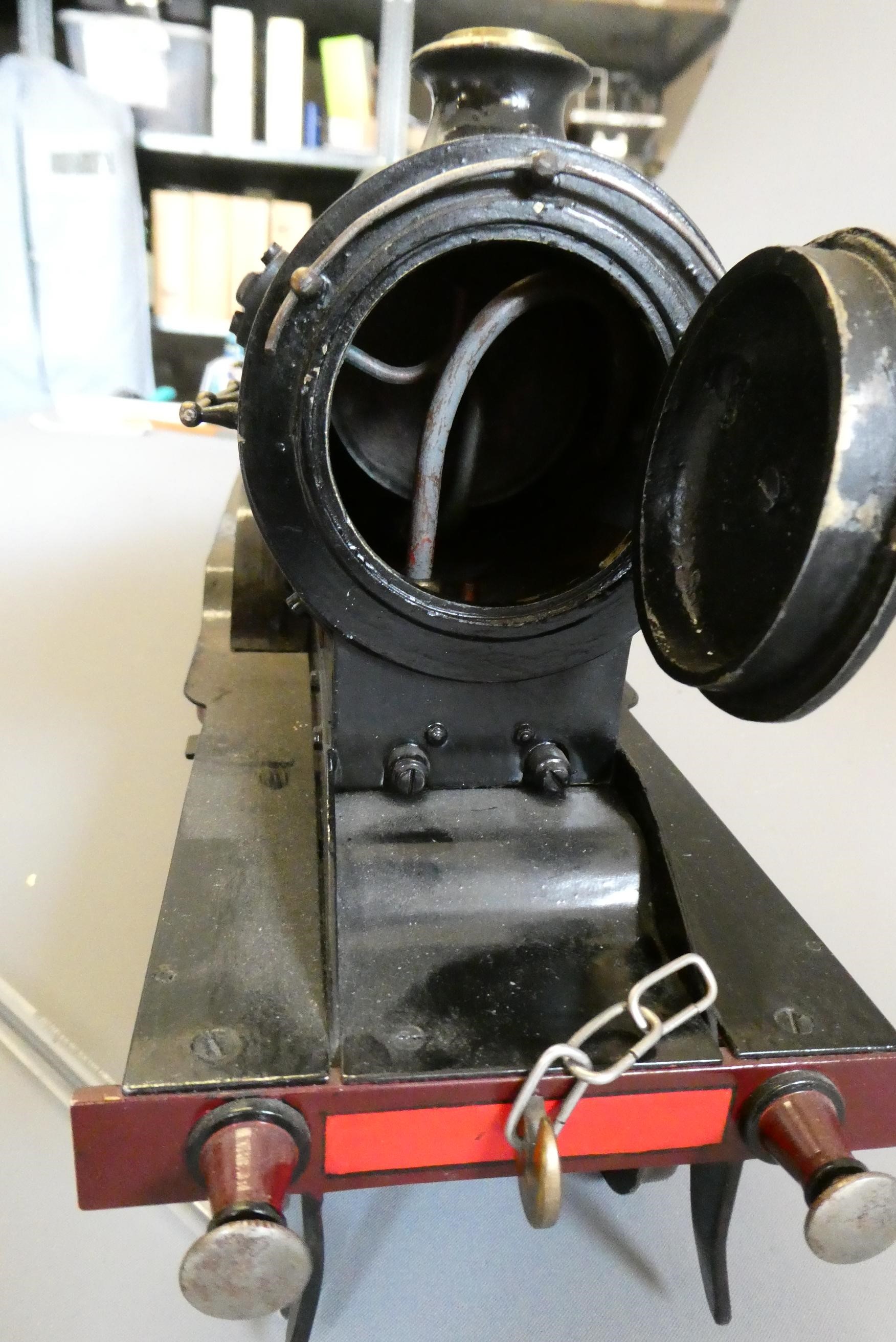 A 2 1/2" gauge Atlantic 4-4-2 live steam locomotive finished in GCR green. Two inside cylinders with Image