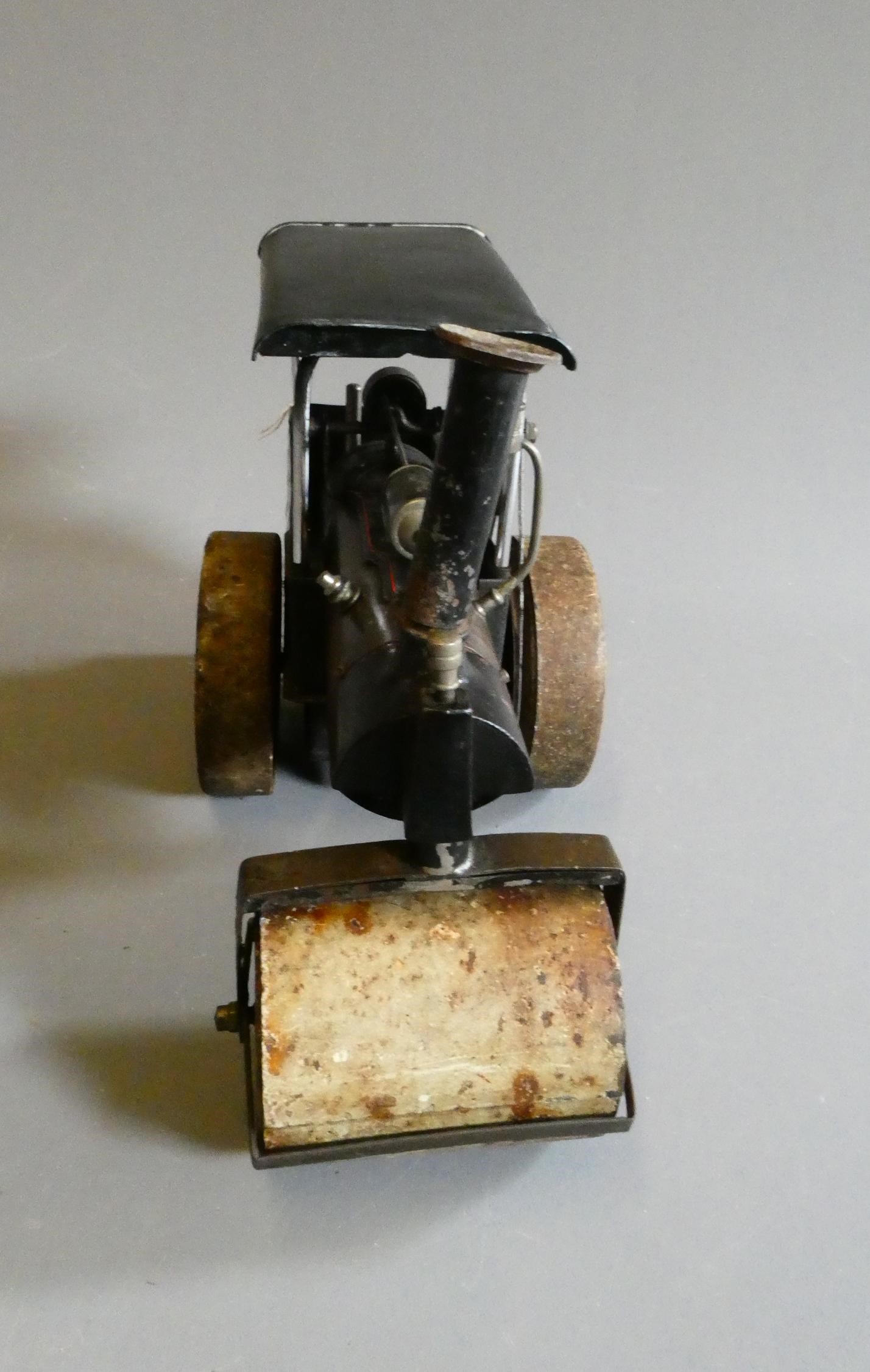 Doll & Co. spirit fired steam road roller, some rusting to wheels and plate work, replacement Image