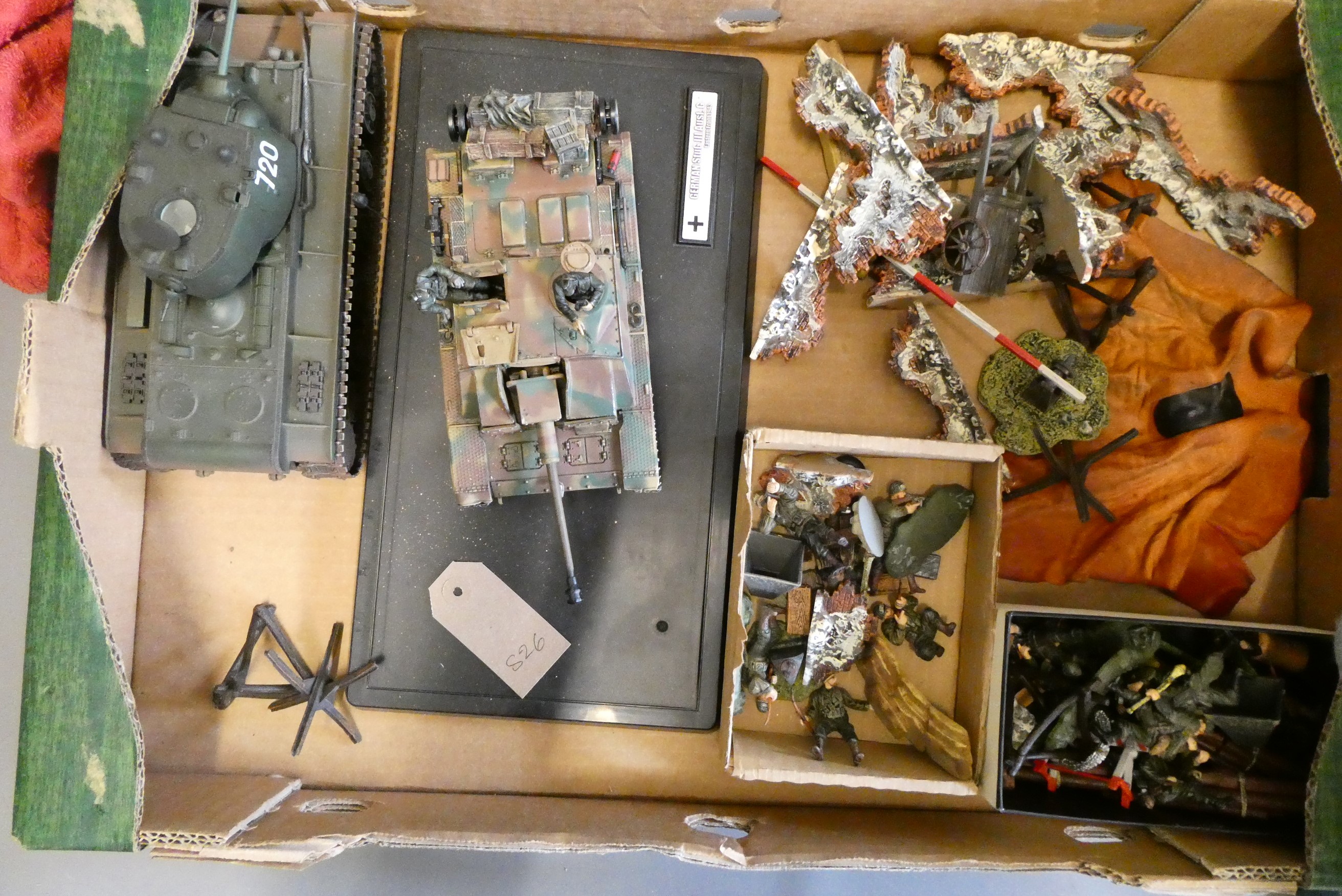 Unboxed military vehicles and accessories, some items may have small parts detached or missing. Fair Image