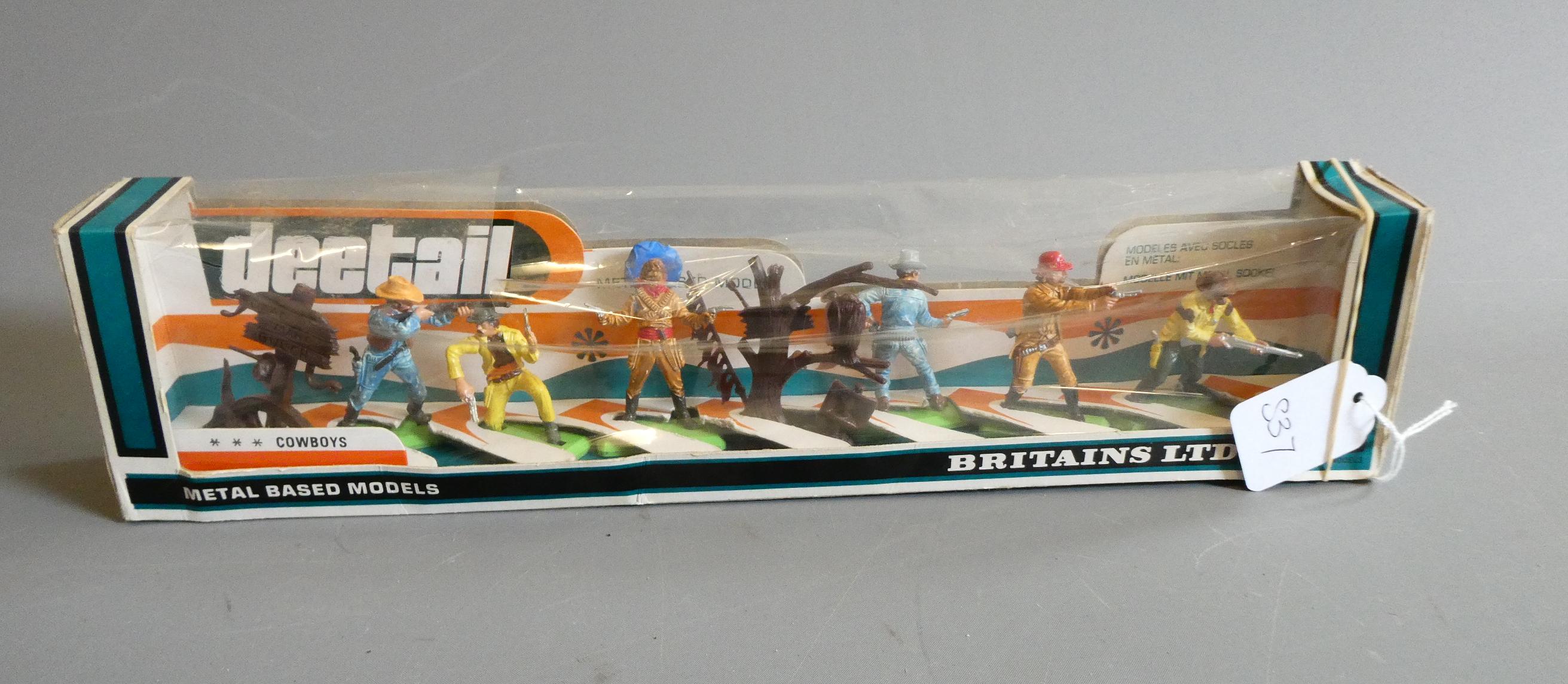 Britains 7644 plastic cowboys in display pack. Box good, figures good+ (Est. plus 24% premium inc. Image