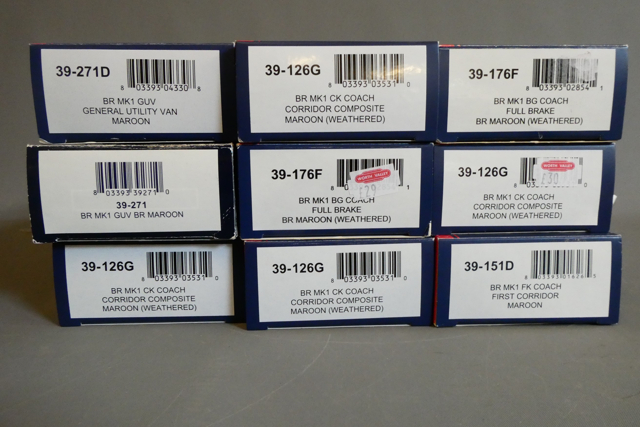 Nine Bachmann British Railways MK1 corridor passenger coaches including break ends and utility vans, Image