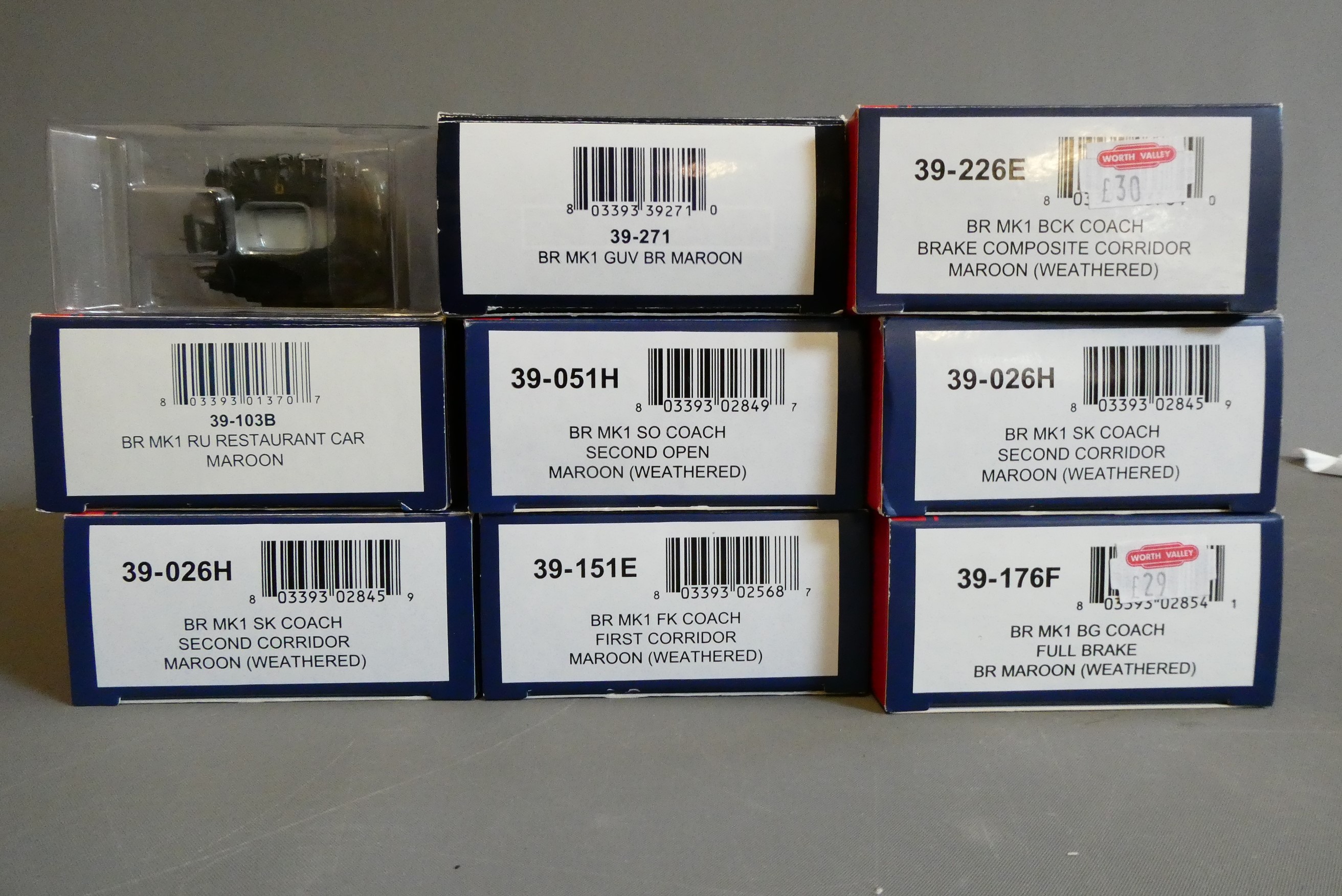 Nine Bachmann British Railways MK1 corridor passenger coaches including full brake and restaurant Image