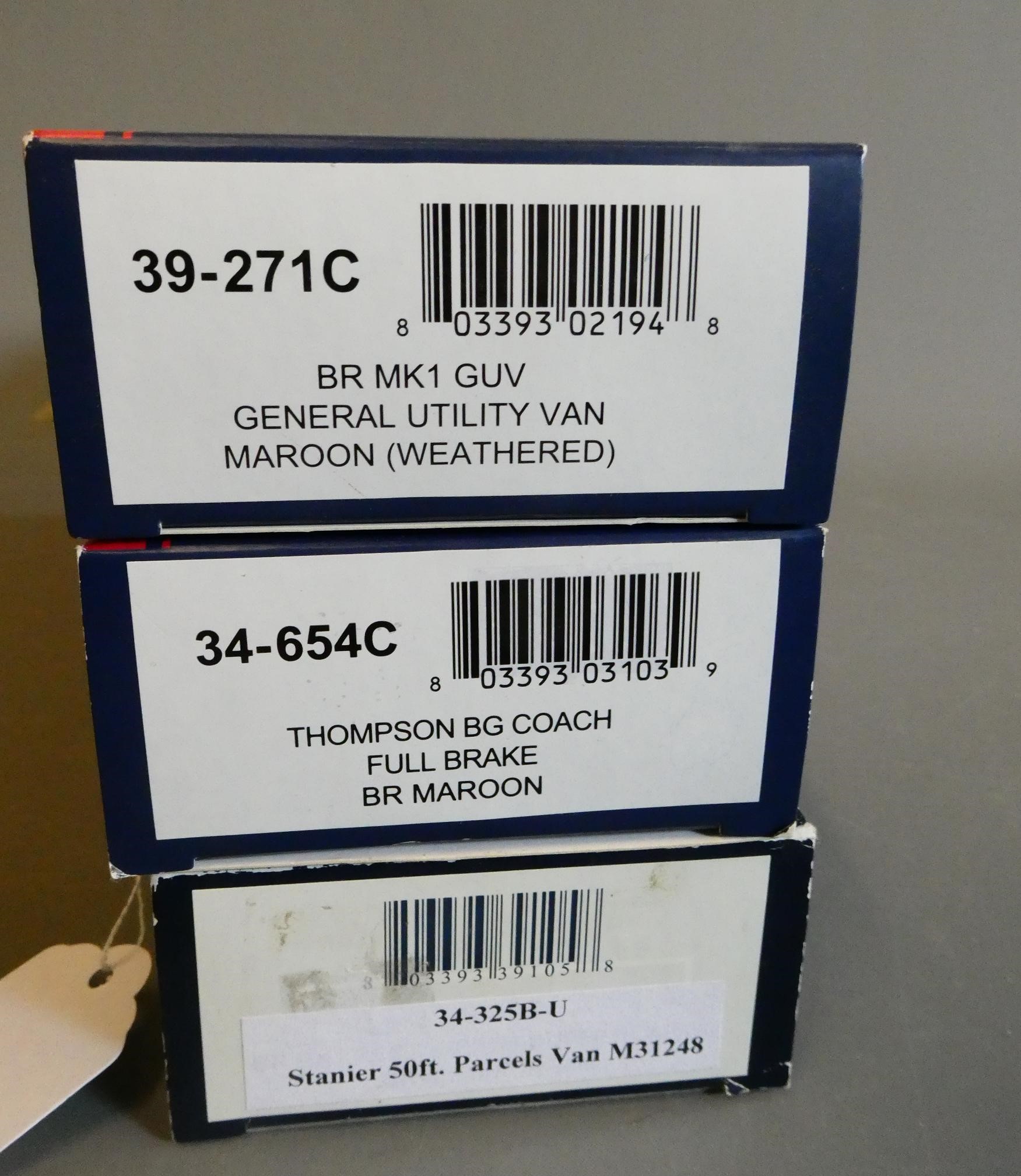 Three Bachmann British Railways MK1 crimson coaches comprising 50ft parcels van, general utility van Image