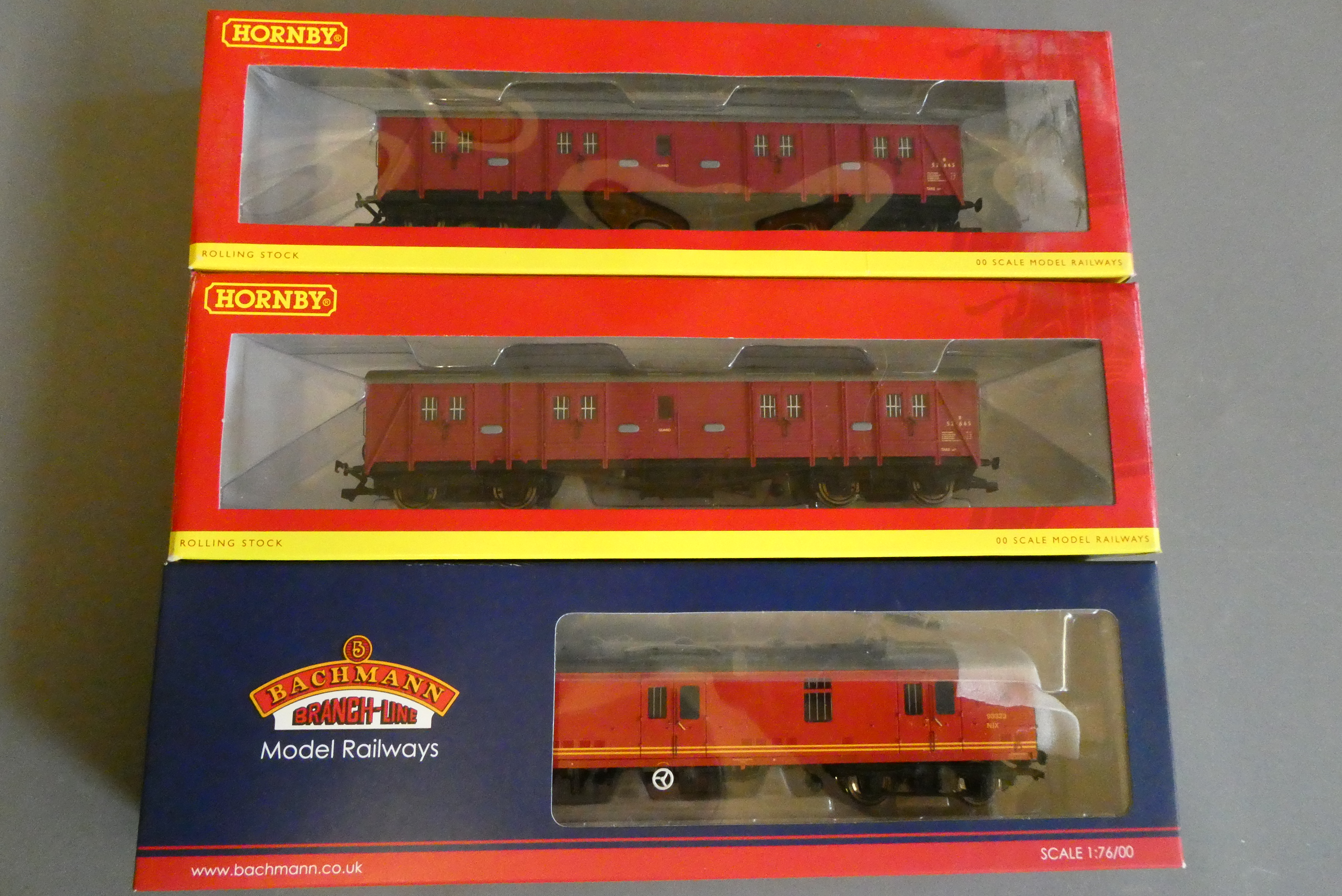 Three utility vehicles comprising two BR red passenger full brakes, Royal Mail MK1 NJX. All items Image