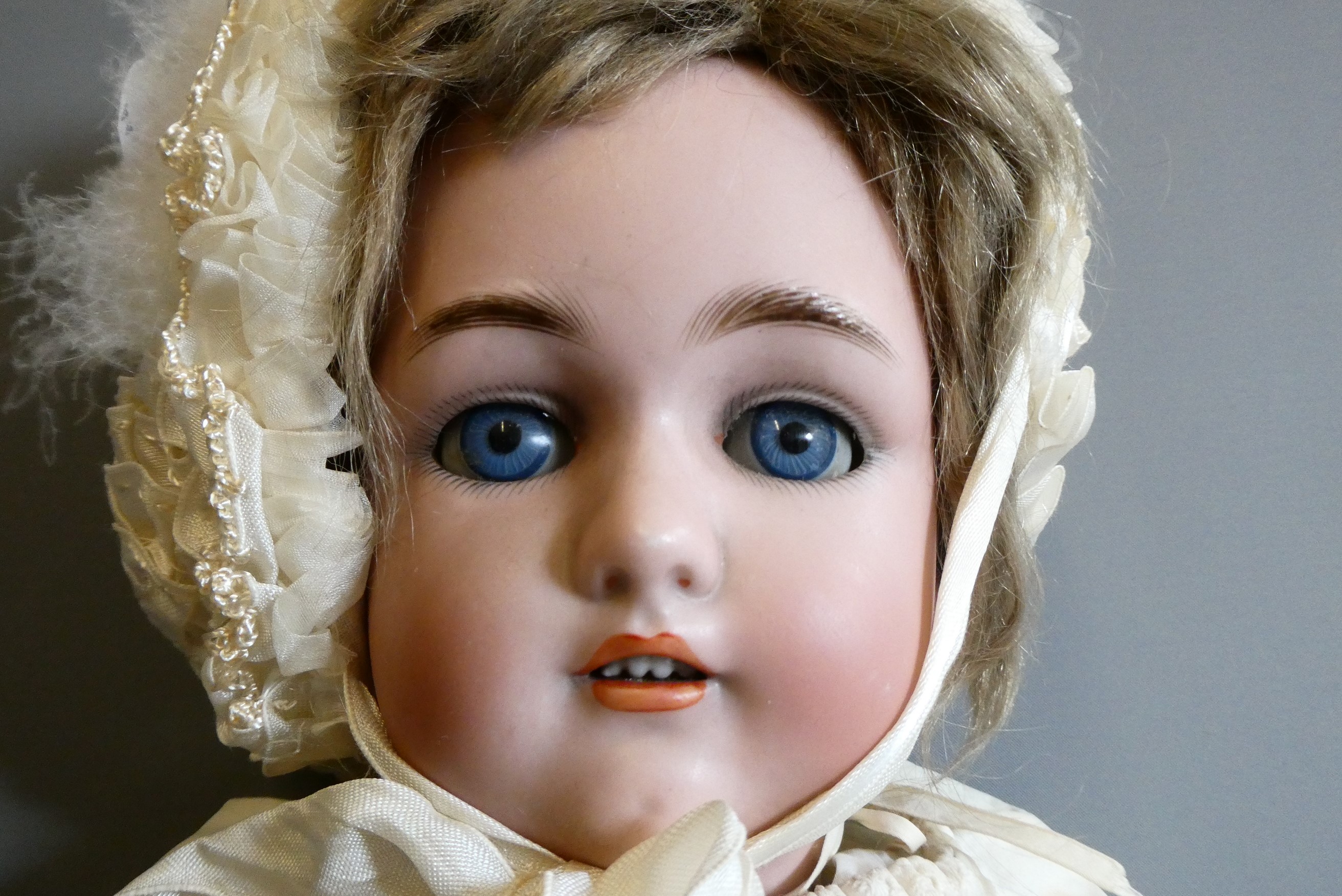 A Simon Halbig "Jutta" bisque socket head doll Image