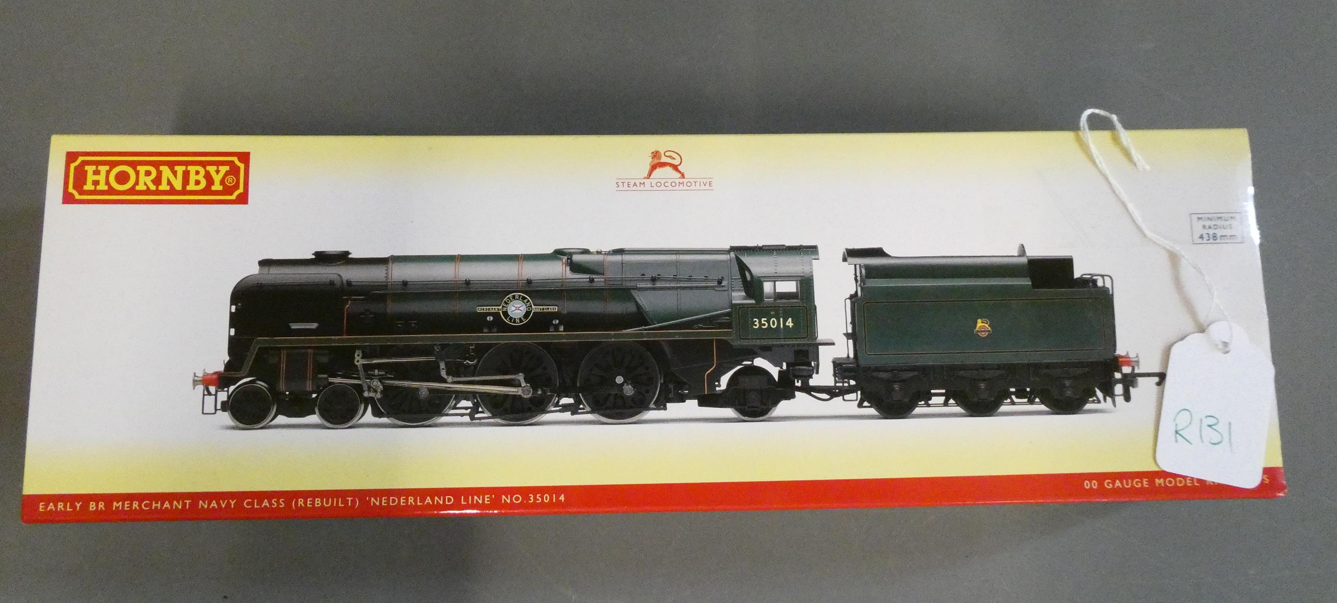 Hornby rebuilt Merchant Navy class locomotive Nederland line finished in British Railways lined Image