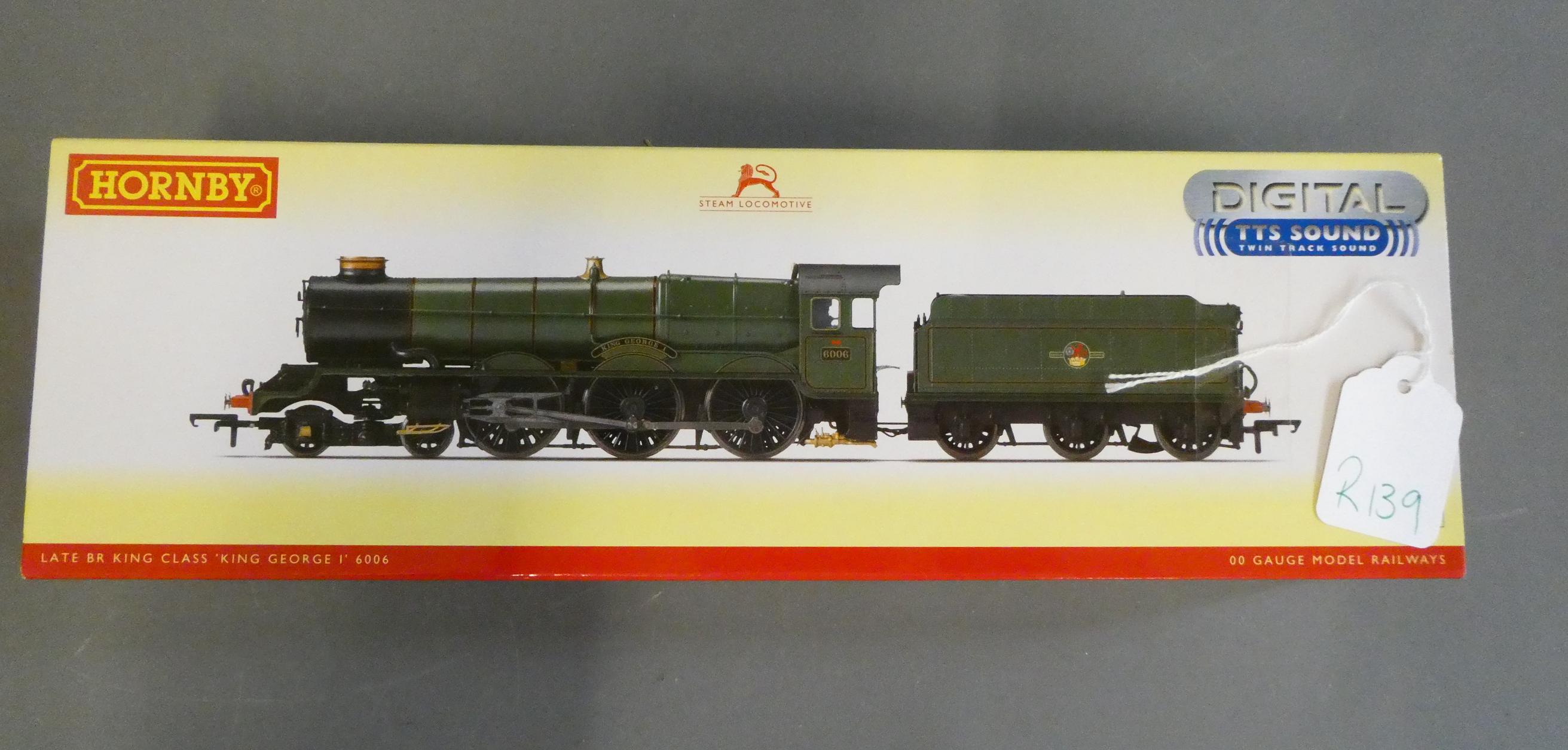 Hornby DCC factory fitted sound King George I locomotive finished in British Railways lined green Image