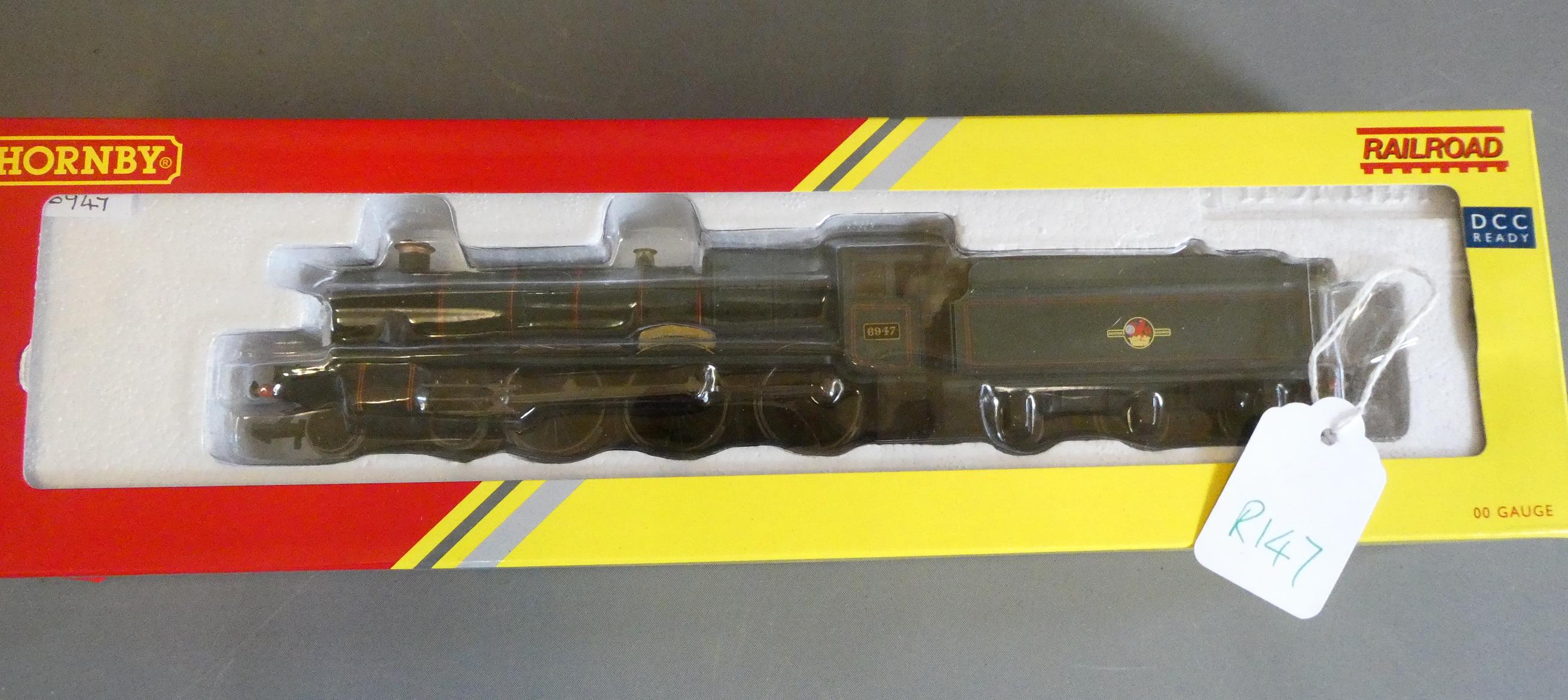 Hornby Railroad Helmingham Hall finished in British Railways lined green livery 6947, fitted with Image