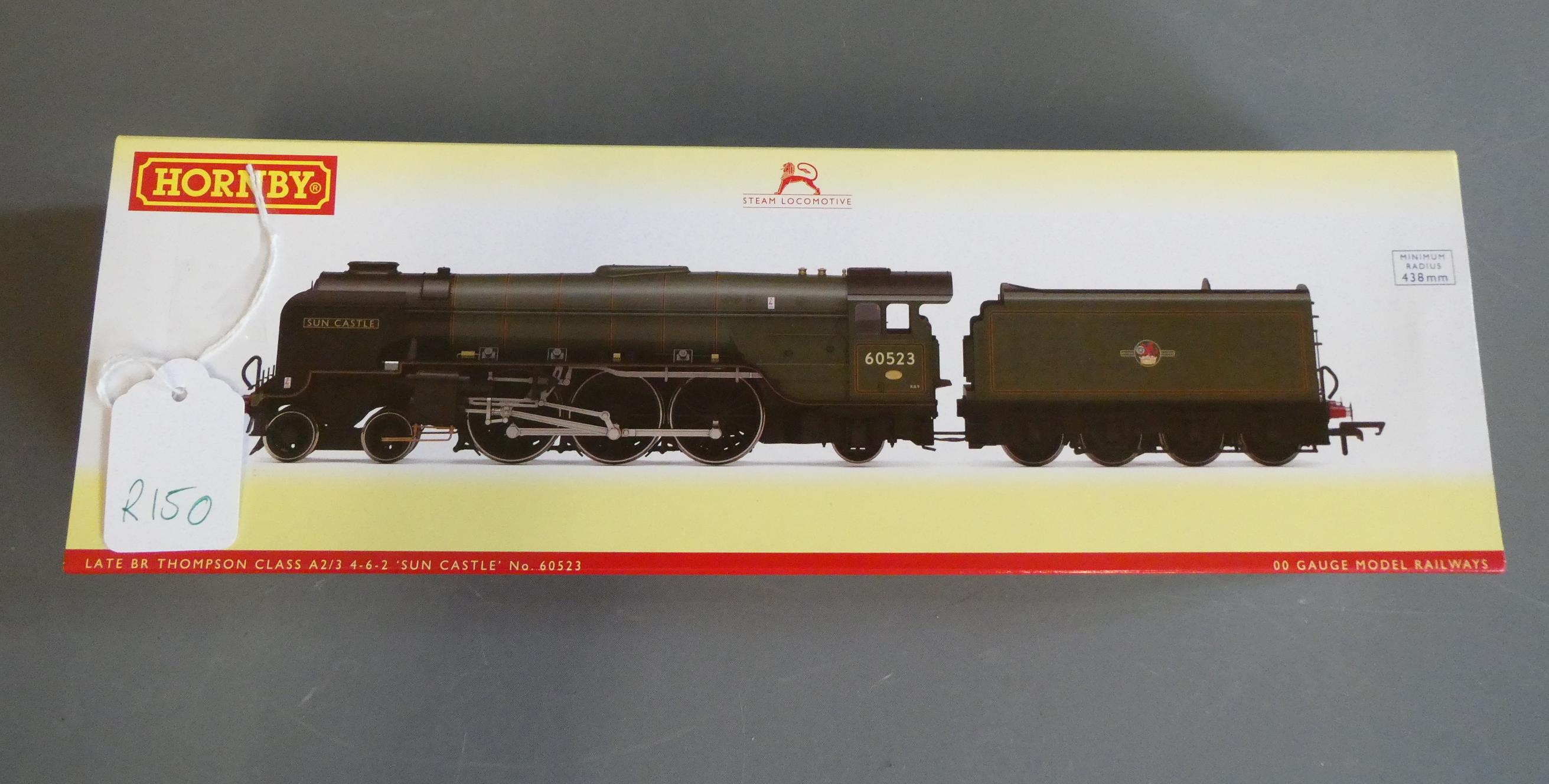 Hornby Thompson Class A2/3 Sun Castle finished in British Railways lined green livery 60523, fitted Image