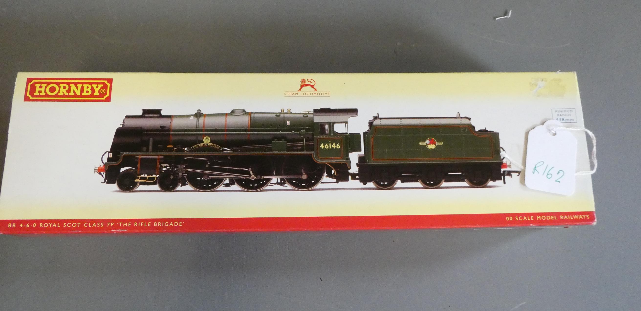 Hornby Royal Scot The Rifle Brigade finished in British Railways lined green livery 46146, factory Image