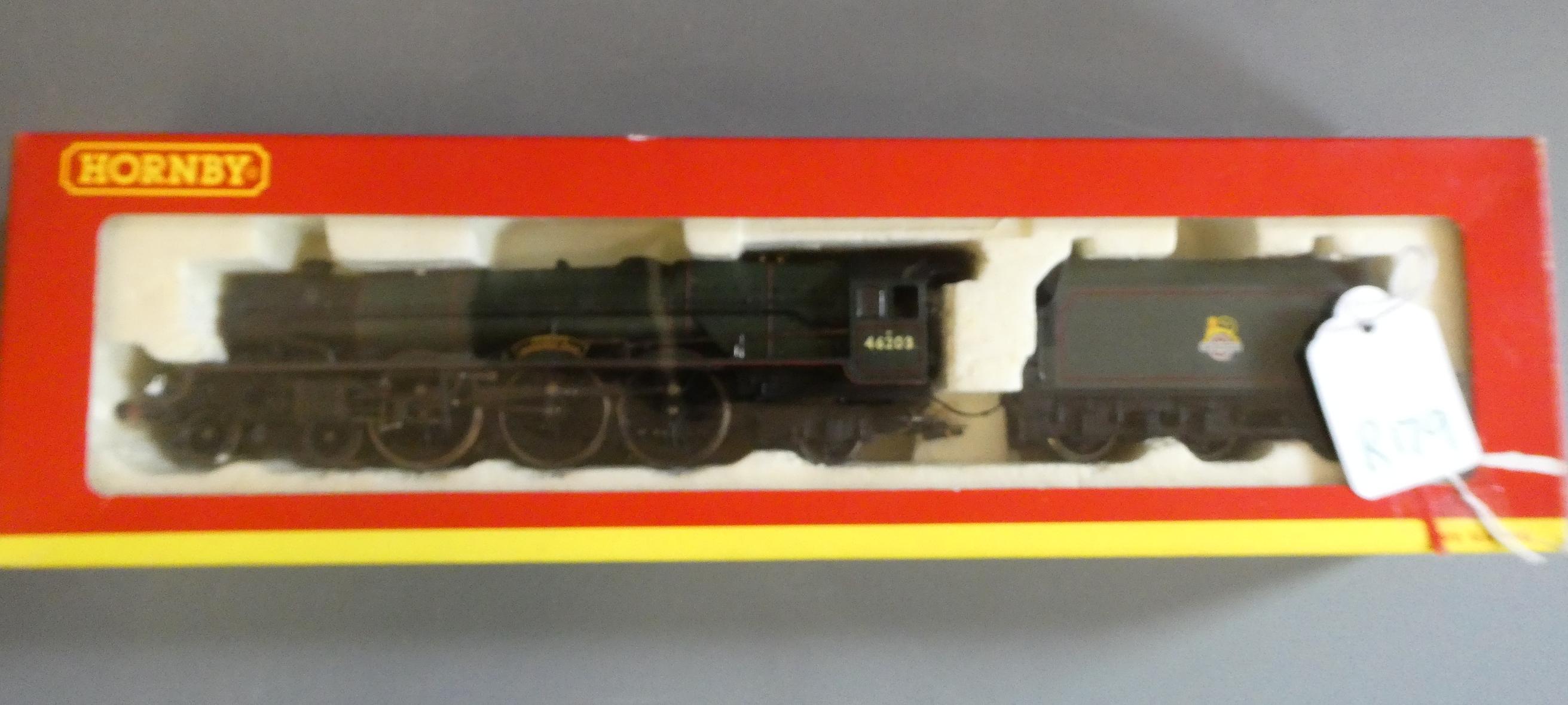 Hornby Princess Class locomotive Margaret Rose finished in British Railways lined green livery early Image