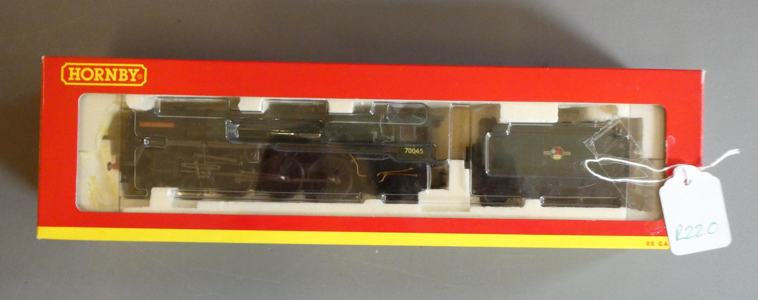 Hornby Britannia Class locomotive Lord Roland finished in British Railways green livery 70045, Image