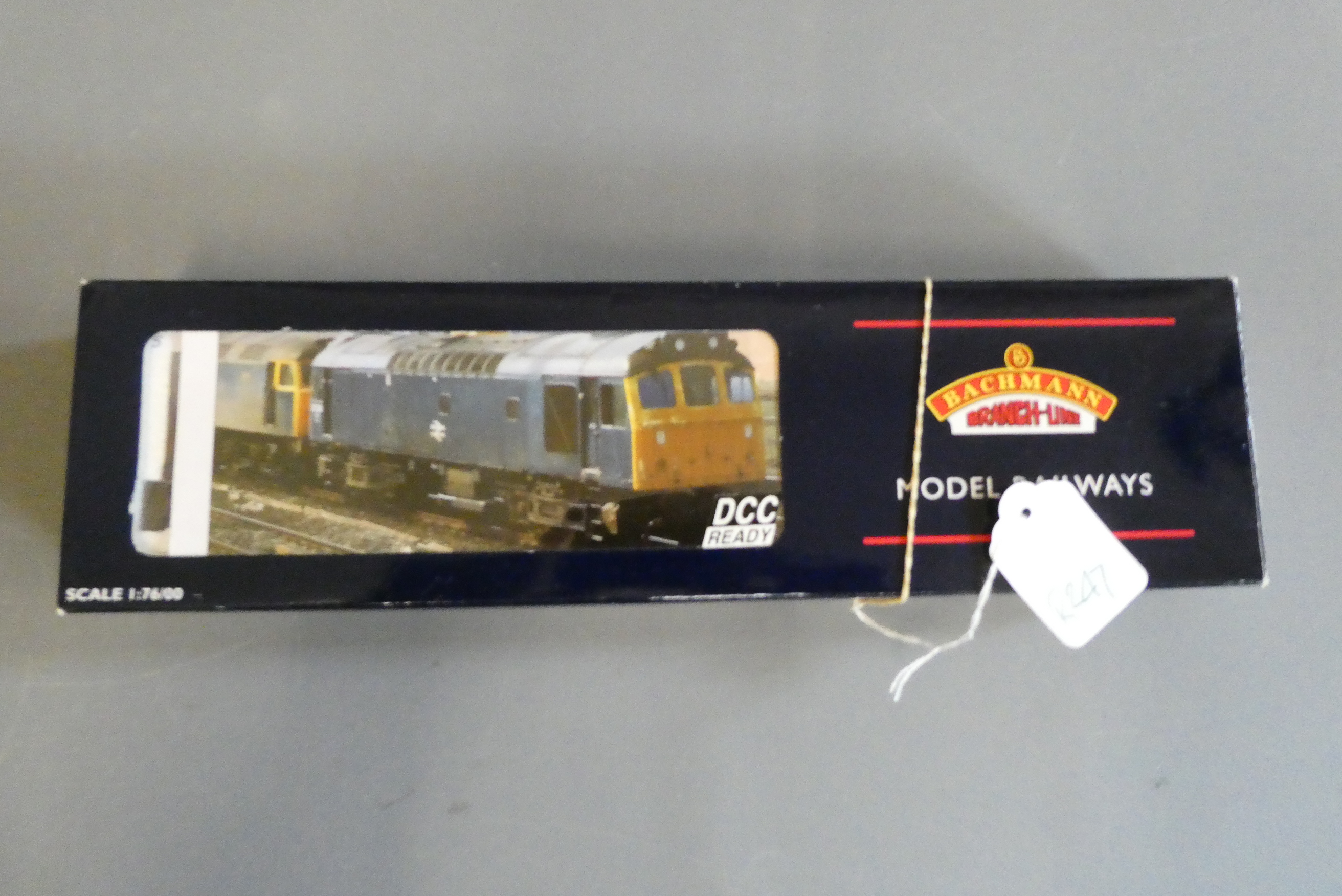 Bachmann Class 25 finished in British Railways two tone green, fitted with ESU D4 sound decoder, Image