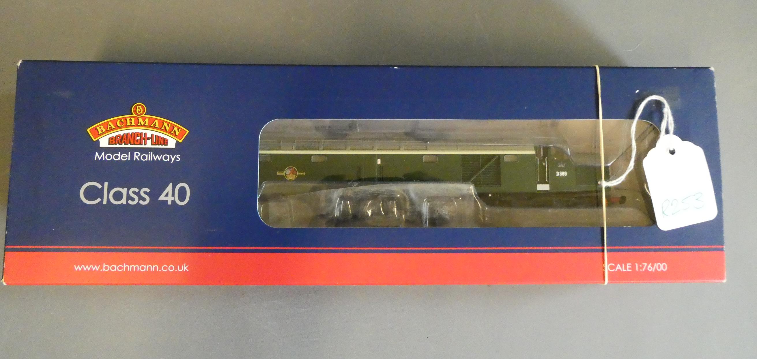 Bachmann Class 40 finished in British Railways green, small yellow panel D 369 fitted with ESU V 4 Image
