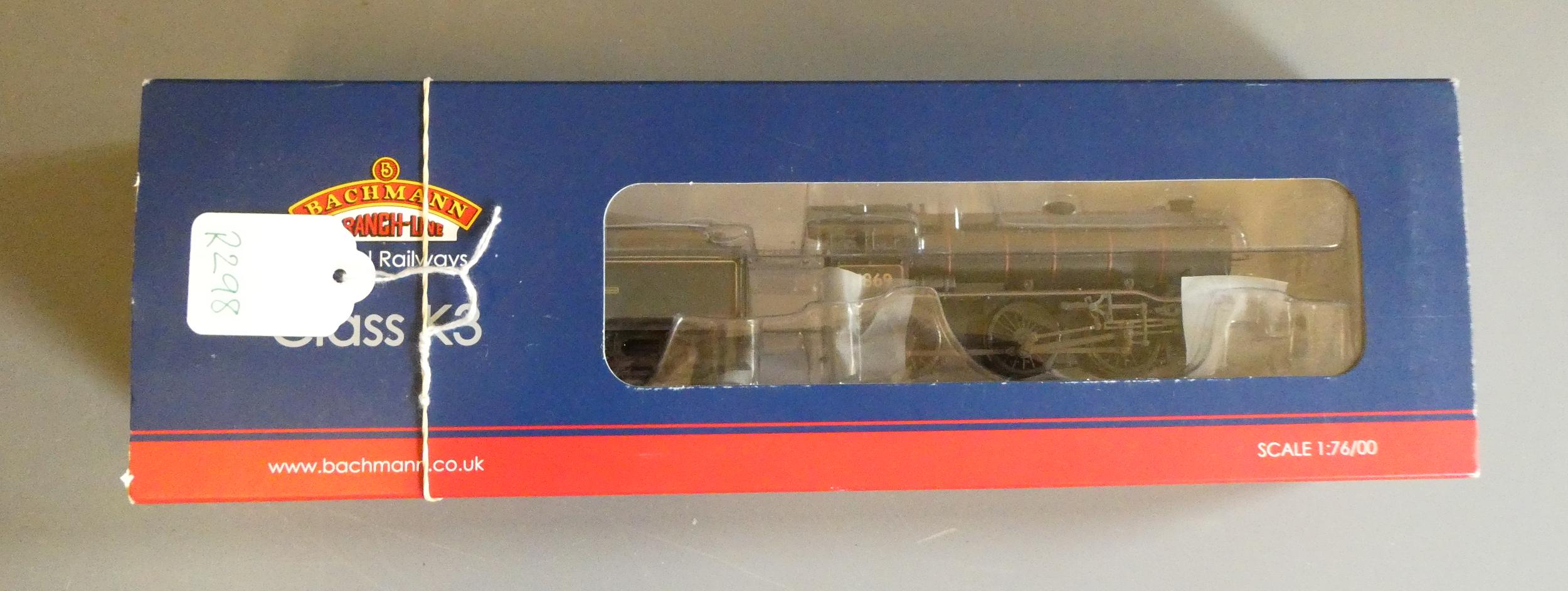 Bachmann Class K3 locomotive finished in weathered British Railways mixed traffic livery 61869, Image