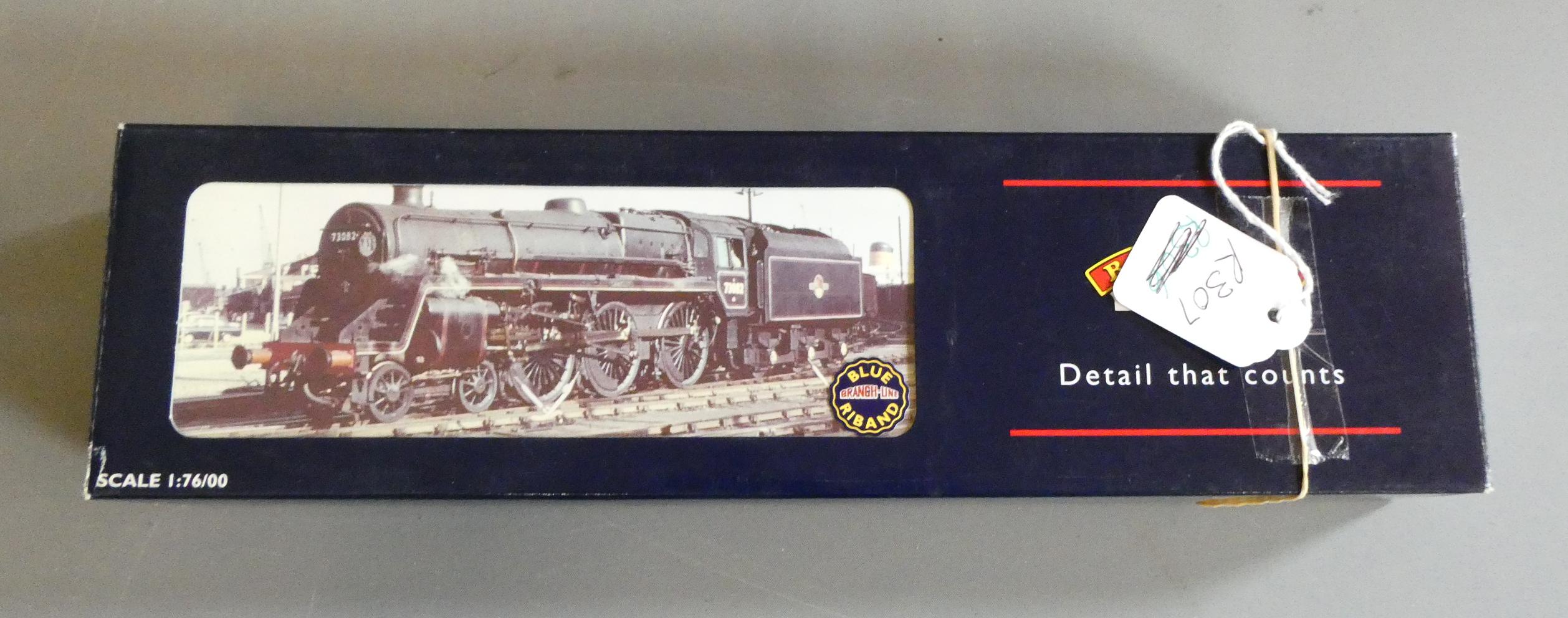 Bachmann Class 5MT finished in British Railways lined green livery BR1C Image